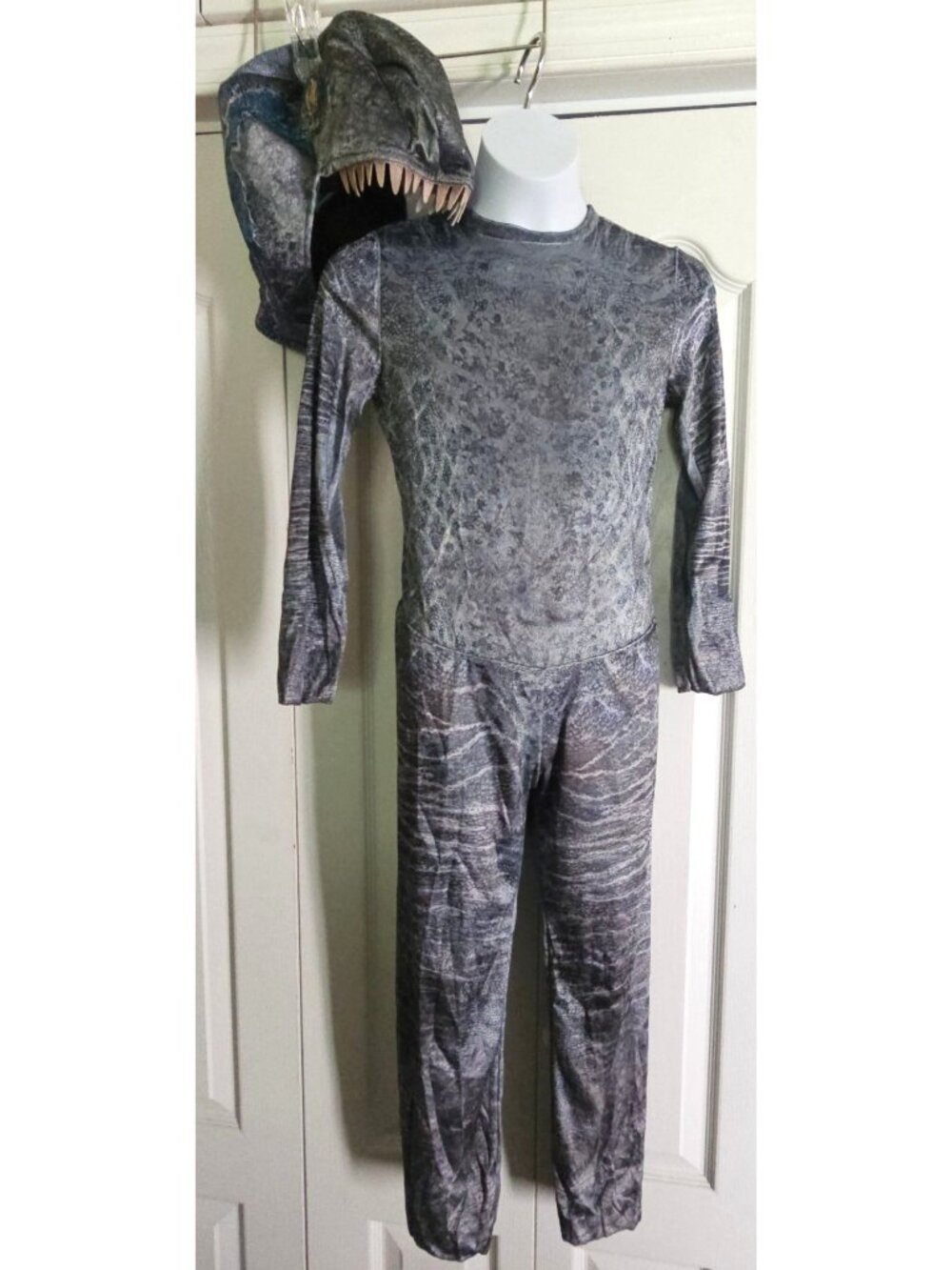 Jurassic World Blue Dinosaur Costume Kids 7-8 Tail Hood Raptor Park Halloween